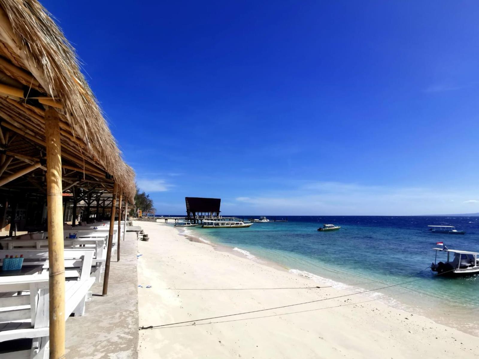ギリ島 Exotic Houseヴィラ エクステリア 写真
