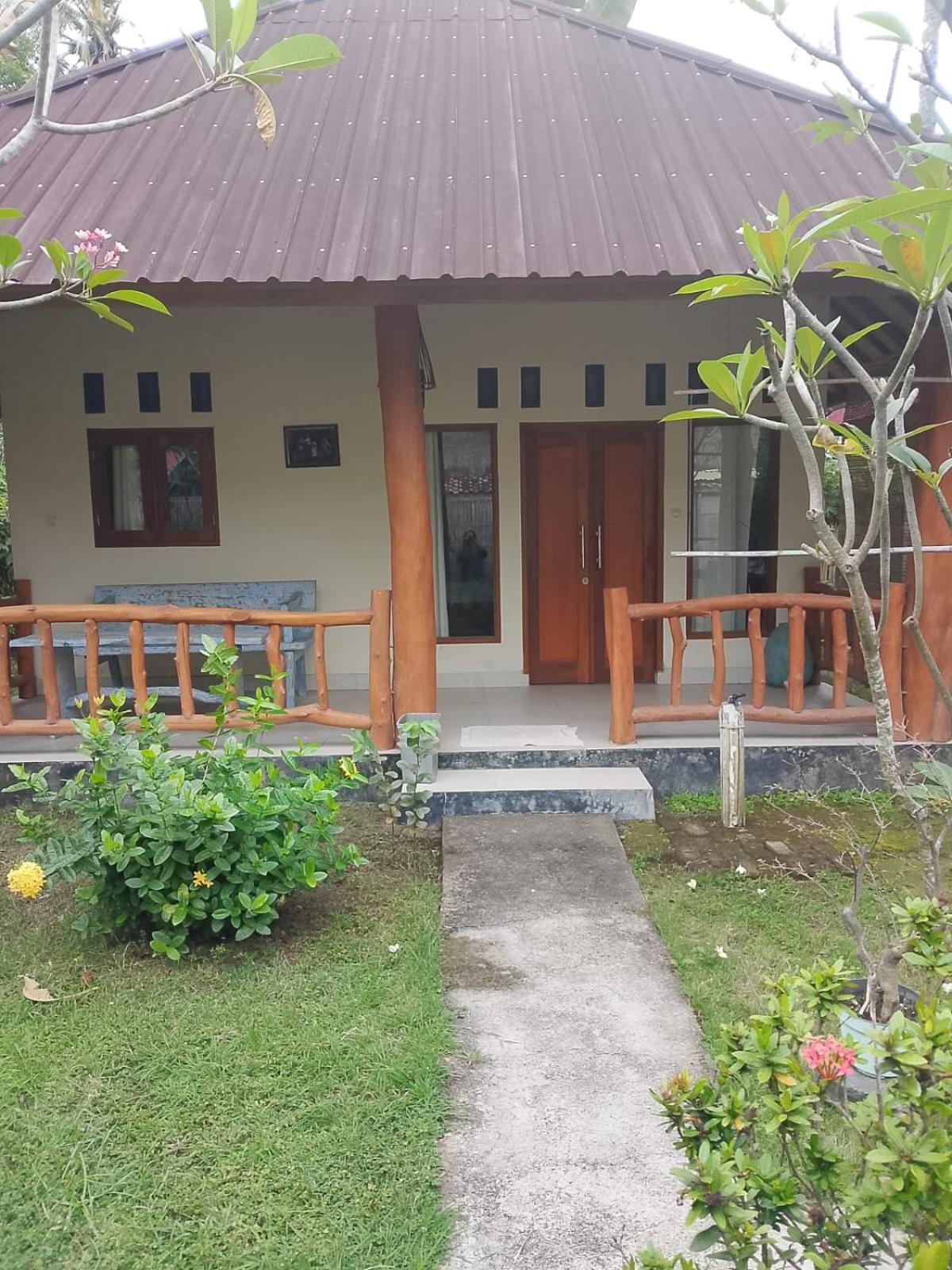 ギリ島 Exotic Houseヴィラ エクステリア 写真